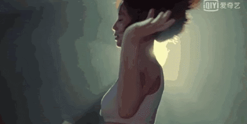 内娱最后一个性感女星,终于翻红