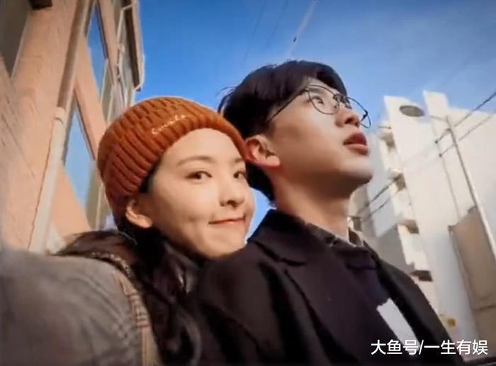 章若楠费启鸣合作拍视频, 甜出新高度, 这碗“狗粮”先干为敬!