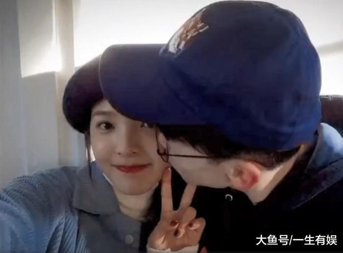 章若楠费启鸣合作拍视频, 甜出新高度, 这碗“狗粮”先干为敬!