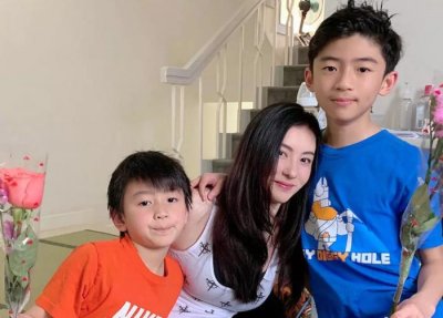 ​谢霆锋儿子照片（谢霆锋两儿子近照曝光）