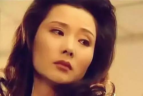 何赛飞与老公合影(老戏骨何赛飞被母亲抛弃)(18)