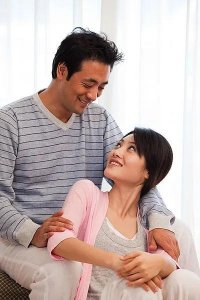 ​女人如果喜欢你，会有以下表现，很准。