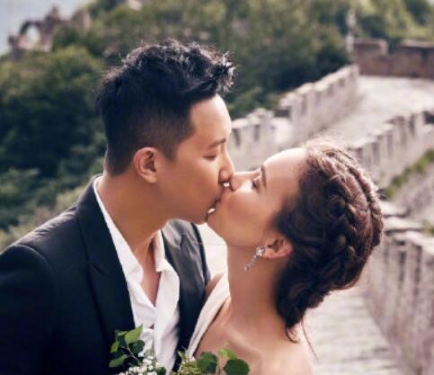 韩庚卢靖姗官宣结婚 两人终成眷属超甜蜜