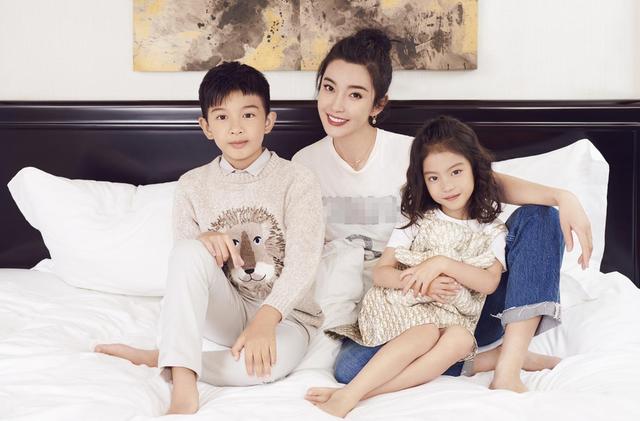 李冰冰颜值巅峰有多高(46岁李冰冰没结婚生娃却喜欢晒李雪儿女)(10)