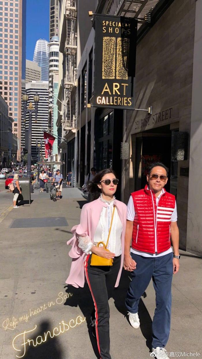 48岁李嘉欣晒近照脸部僵硬变多边形,网友:吓人!