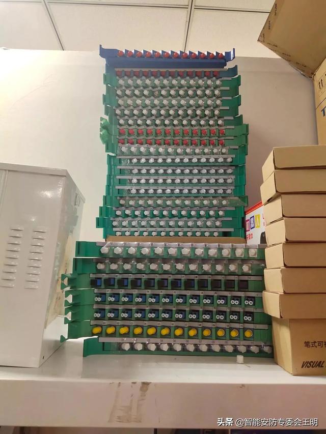 光纤配线架与光纤配线架怎么连接（一文了解光纤配线架）(4)