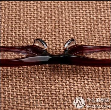 近视眼镜架最好选择什么样的(近视眼镜购买攻略之眼镜架)(17)
