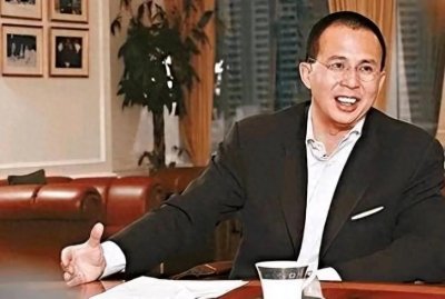 ​爱恨交织：梁洛施与李泽楷的复杂感情历程