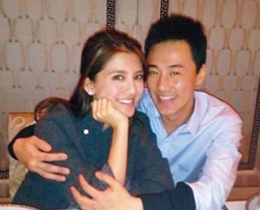 ​施伯雄家是干什么是不位不可多得的富三代