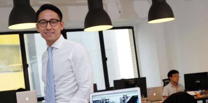 施伯雄家是干什么 是不位不可多得的富三代
