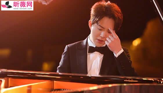 李云迪和朗朗谁的成就更高 为什么李云迪没有朗朗出名