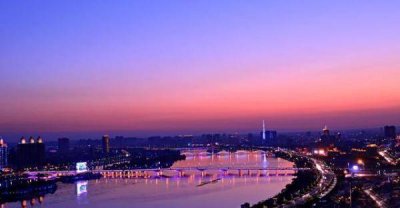 ​河南面积第一大市，相当于5个南京，却只是三线城市