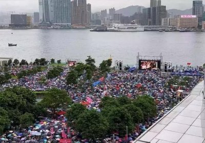​香港今天大集会，有七大诉求：乱够了、停暴力、勿扰民、止破坏、守法治、阻撕