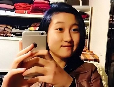 ​“拾荒青年”竟是成龙女儿！私生女吴卓林近况曝光，吃垃圾睡桥洞