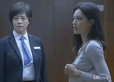 ​全网围剿的老小三，曝光了女性美貌变现的道德危机