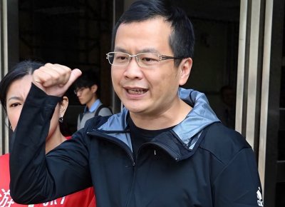 ​耀眼的新星：罗智强的政治轨迹与台湾地区的未来