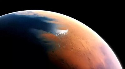 ​人类首次在火星深层发现液态水库！地下20公里处藏有千米深水层