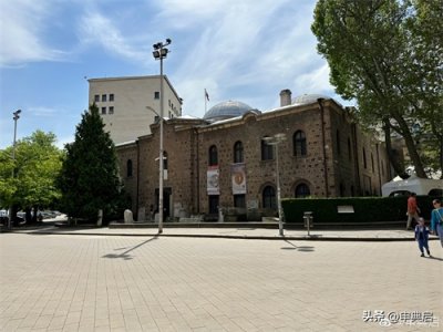 ​转轨后的保加利亚有多落后？没有连锁超市和网约车，只能现金支付
