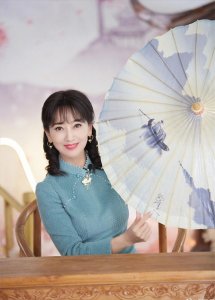 ​美不美关键在气质！这8位女星言谈举止尽显高贵，一般人模仿不了