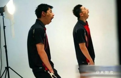 ​微博红人GAY图现身直播 长相帅气曾多次恶搞邓超