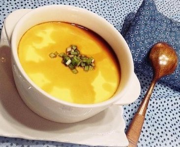​蒸一个鸡蛋放多少水？