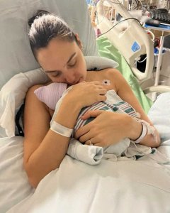 ​38岁以色列女星盖尔·加朵生下第四娃，仍是女儿，对怀孕保密引