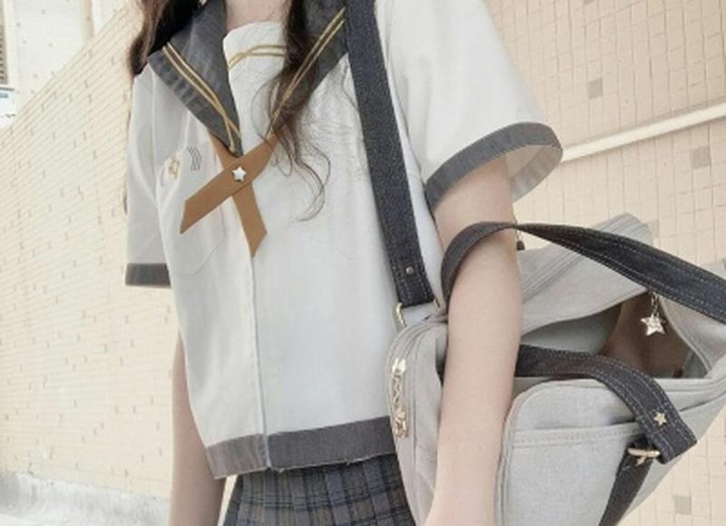 男子突如其来表白女子十分震惊(女子深情表白男子竟转身就走) 男子突如其来表白女子十分震惊(女子深情表白男子竟转身就走)