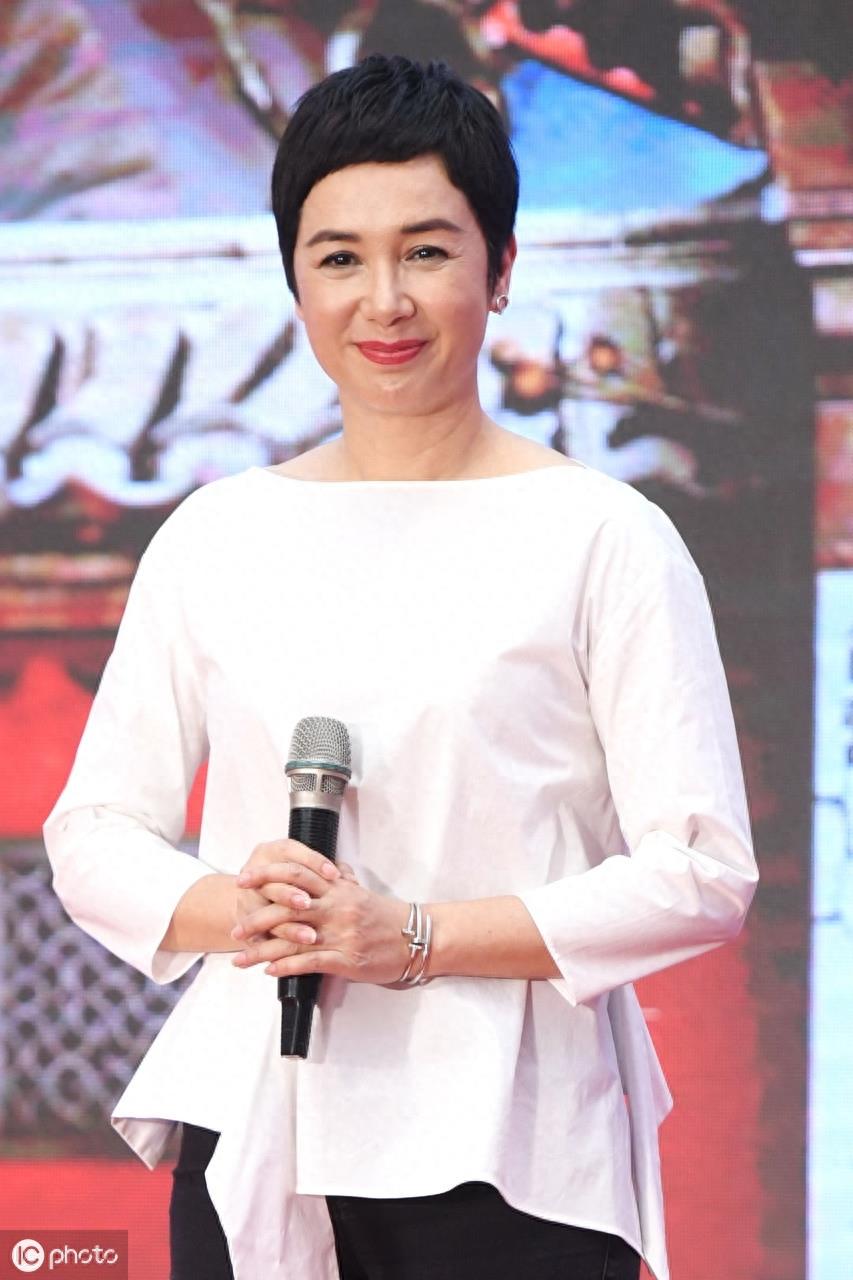 女人味十足:蒋雯丽个人相册