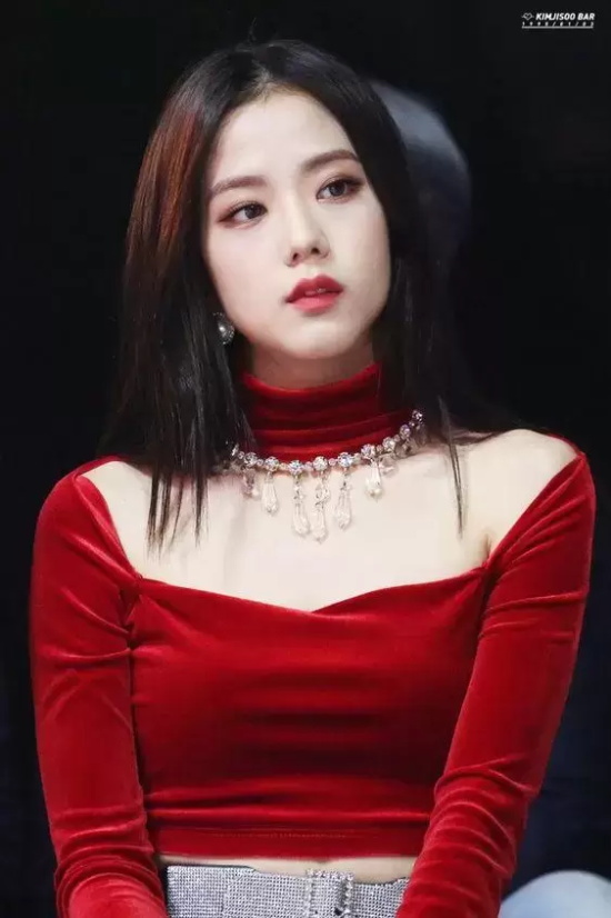 blackpink金智秀是谁(blackpink jisoo照片)