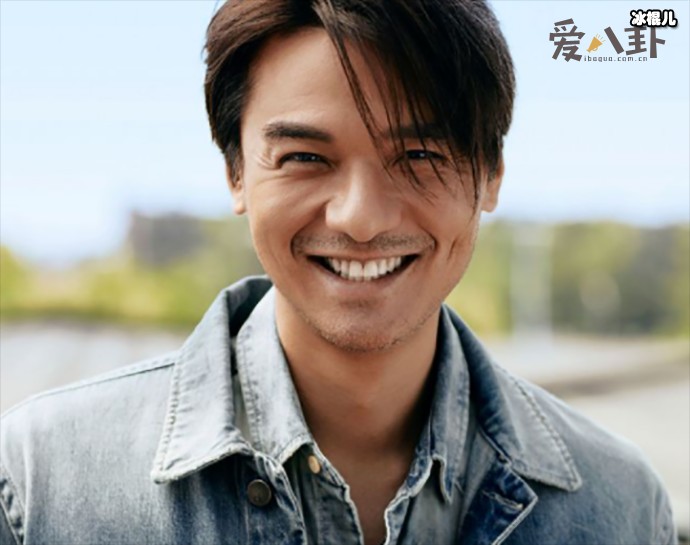 冯德伦照片