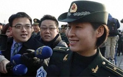 ​中国首位女宇航员——刘洋
