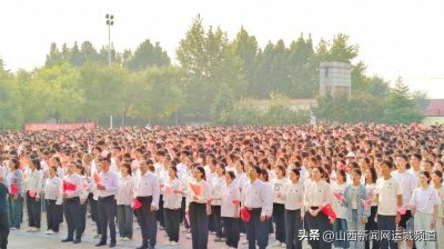​运城护理职业学院举行庆祝中华人民共和国成立75周年升国旗仪式
