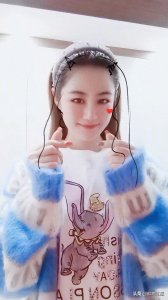 ​王小蒙重阳节与谢广坤王老七开心自拍，《乡村爱情》外传开机拍摄