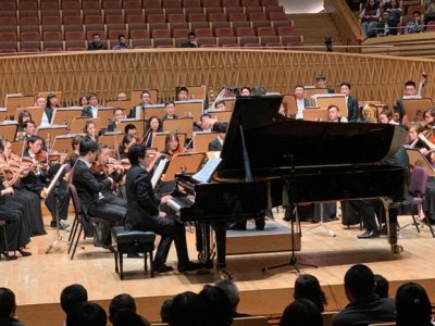 ​钢琴协奏曲《我的祖国》首演 红色经典重新奏响中国旋律