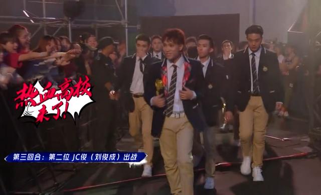 这就是街舞第二季余衍林决赛落泪(街舞2总决赛14支作品总排名)(10)