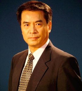 ​错了这么多年！廖京生再次辟谣，与何晴不是一家，别再传了