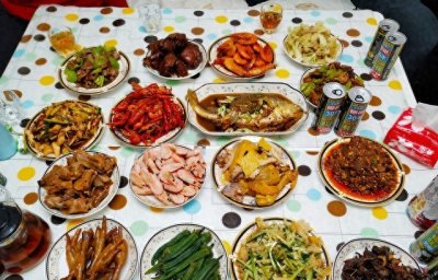 ​年夜饭一定要有这几道菜，寓意新的一年全家团团圆圆，健康平安
