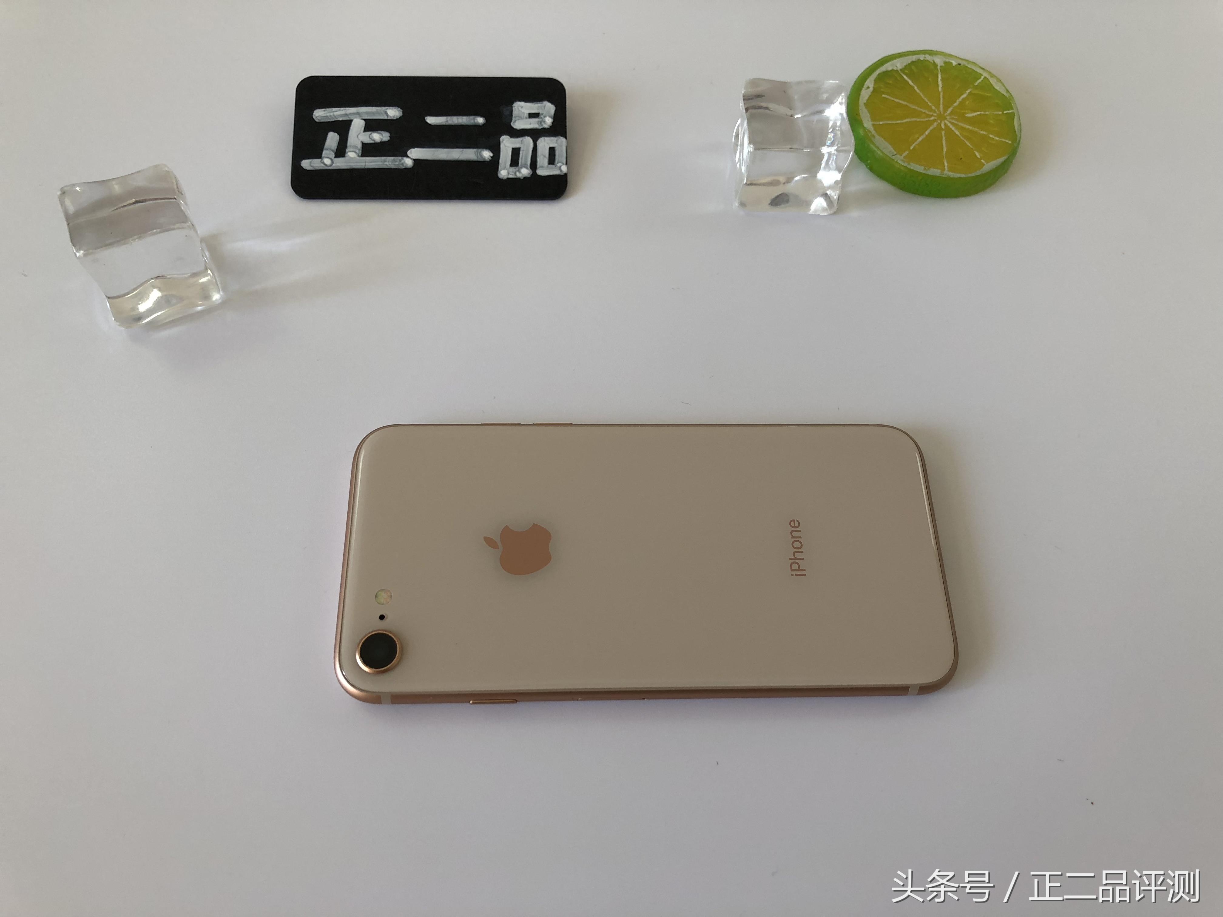 金色iPhone 8真机图赏,苹果第11代iPhone机型,京东评价量破百万