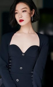​揭秘倪妮争议：刮毛门真相曝光，大学黑历史照片引发热议