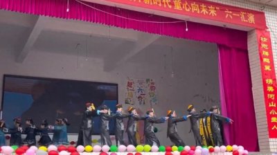 ​惊！小朋友六一竟表演湘西赶尸，这到底是文化传承还是过度猎奇？