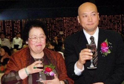 ​唐僧夫人陈丽华，身价500亿是中国女首富，婚后给丈夫定三条规矩