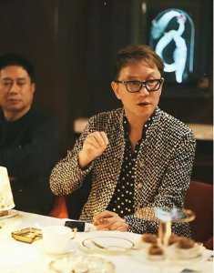 ​周正毅：从地痞到上海首富，因入狱躲过金融危机，狱中16年赚30亿