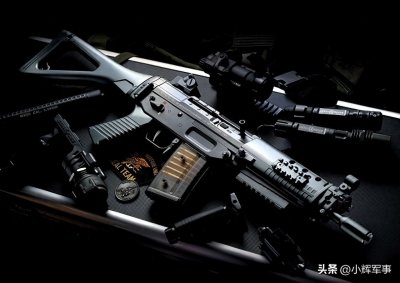 ​浅谈瑞士SIG SG552短突击步枪