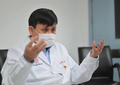 ​张文宏为百姓说了公道话，就地过年不是理所当然