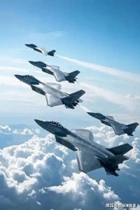 ​解析中国军事实力：现状、发展与国际地位