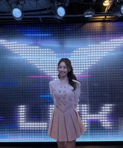 主持人尹秀彬：跨界对话中的时代镜像